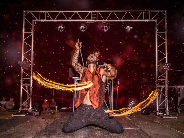 Ates-Dansi-Gosterisi Animasyon Gösteri Hizmetleri